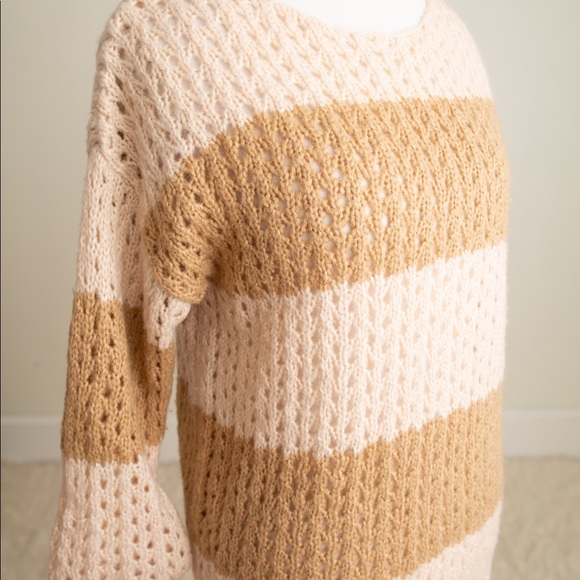 Neutral Striped 3/4 Sleeve Sweater - Picture 3 of 4